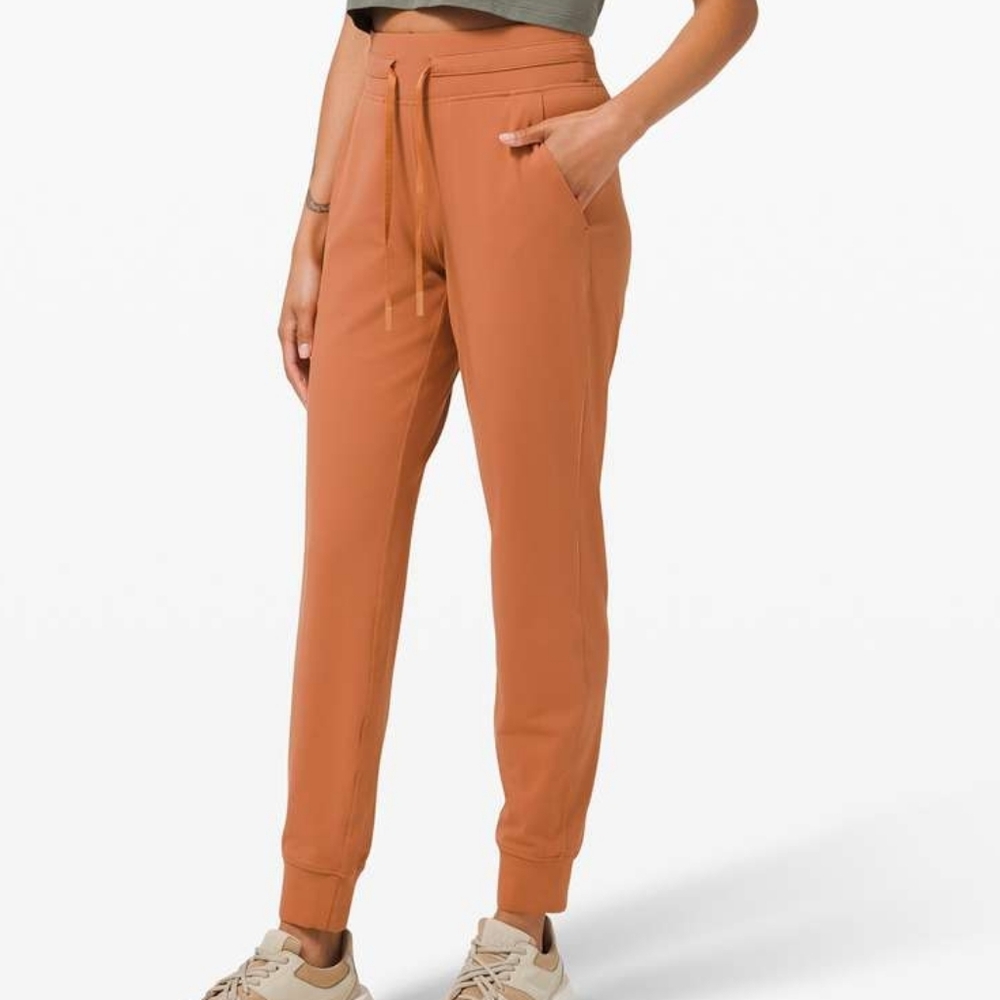 Lululemon Ready To Rulu Jogger 29” Size 2 In Desert Sun